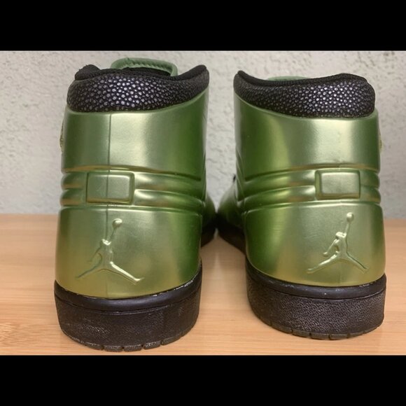 Size 8 - Jordan 1‎ Anodized Green Spark - Picture 5 of 10